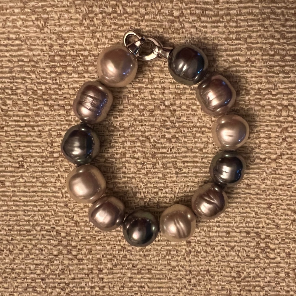 Majorca Pearl Bracelet